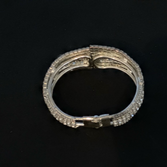 Vintagee Rstate Art Decor CZ Cuff Bracele - Picture 5 of 5